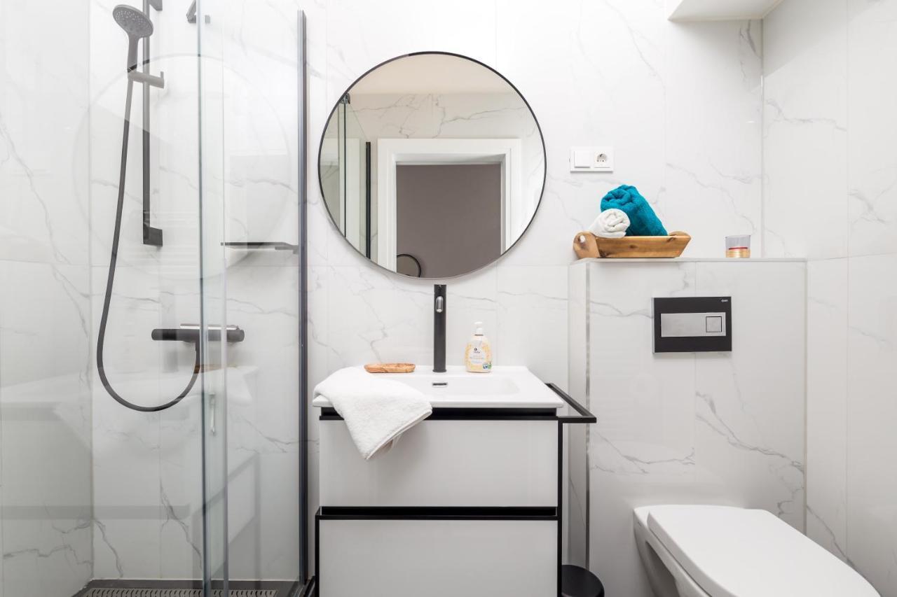 Apartman Rhea Opatija Exteriör bild