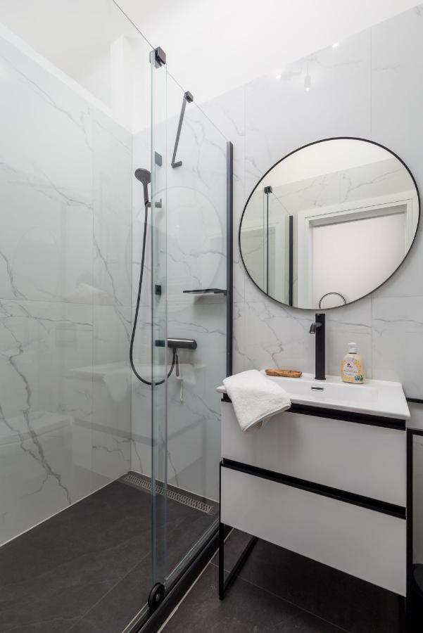 Apartman Rhea Opatija Exteriör bild