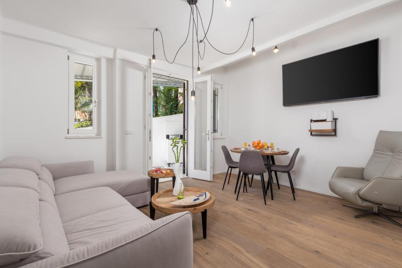 Apartman Rhea Opatija Exteriör bild