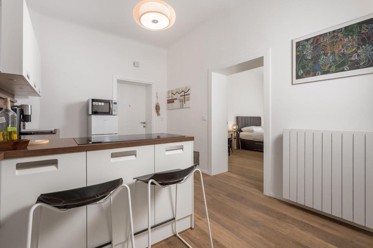Apartman Rhea Opatija Exteriör bild
